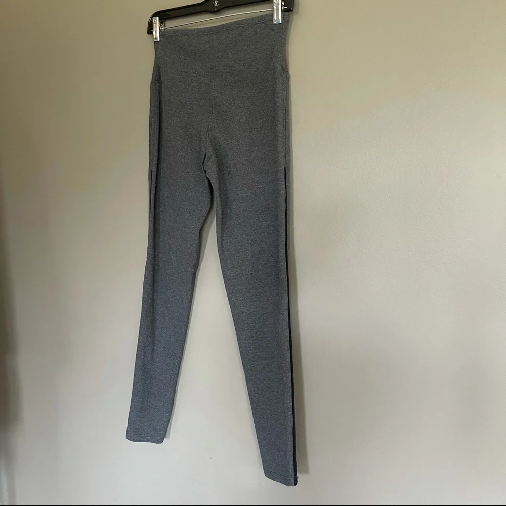 High Waisted Heather Gray Leggings with‎ Mesh Side Stripe Detail Slim Fit Active